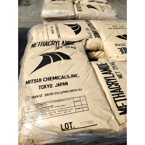 Methacrylamide